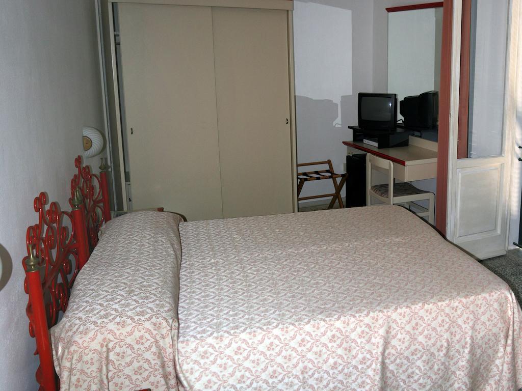 Hotel Villa Nettuno Marina di Campo Zimmer foto