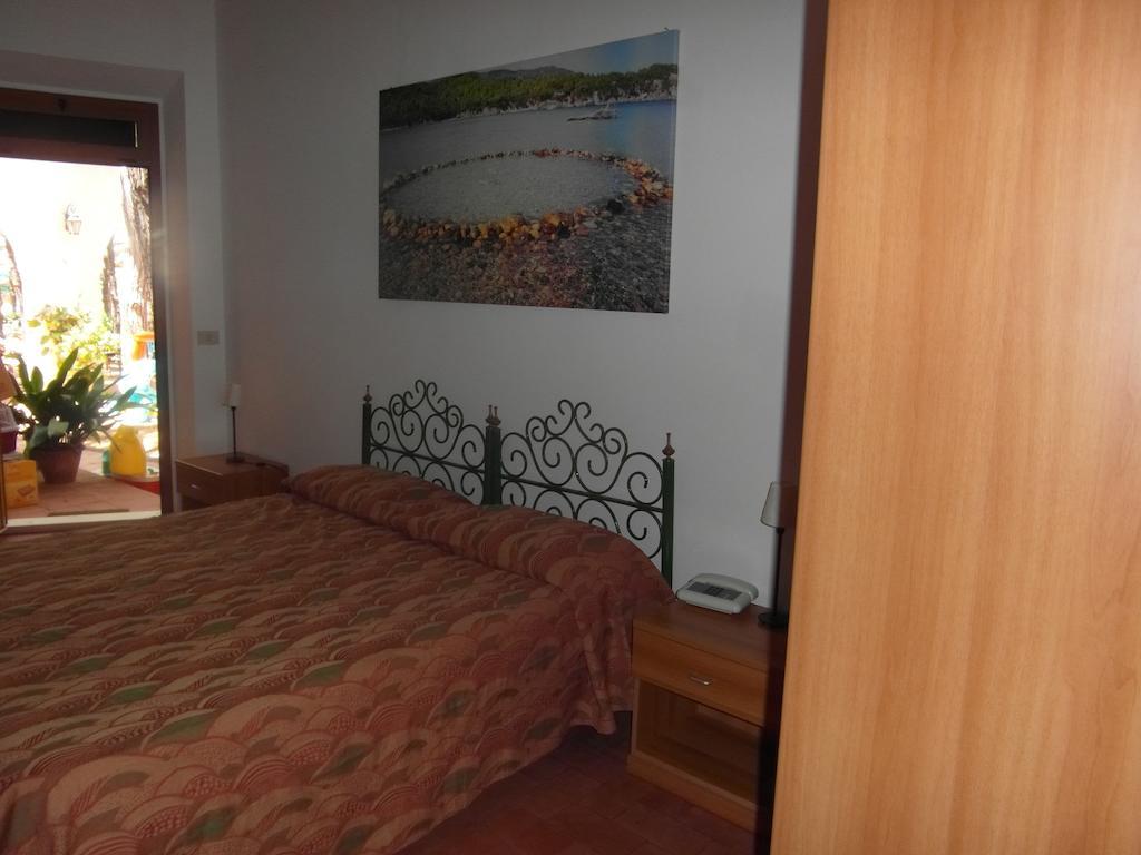 Hotel Villa Nettuno Marina di Campo Zimmer foto